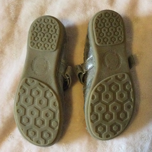 Livie & Luca size 11 Mary Jane shoes - Picture 5 of 5